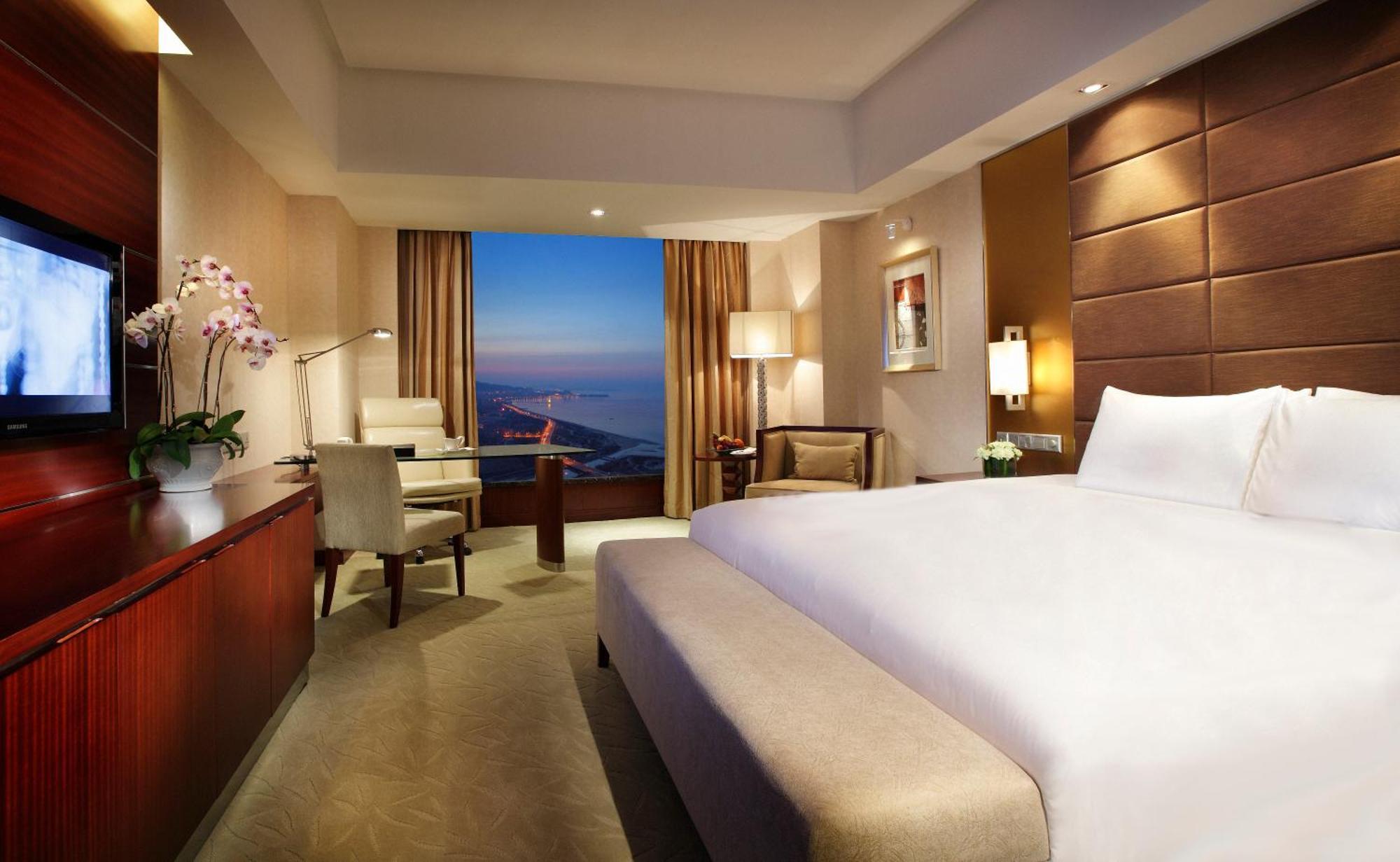 Crowne Plaza Yantai Sea View, An Ihg Hotel Ngoại thất bức ảnh